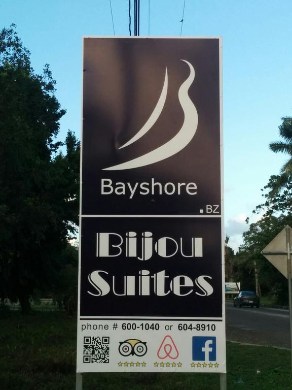 Bayshore Bijou Suites Maya Beach Eksteriør billede