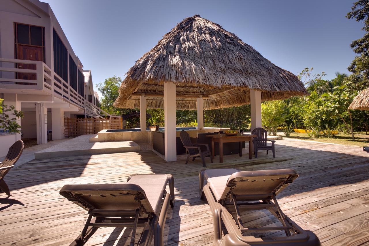 Bayshore Bijou Suites Maya Beach Eksteriør billede