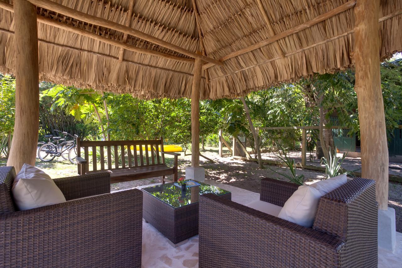 Bayshore Bijou Suites Maya Beach Eksteriør billede