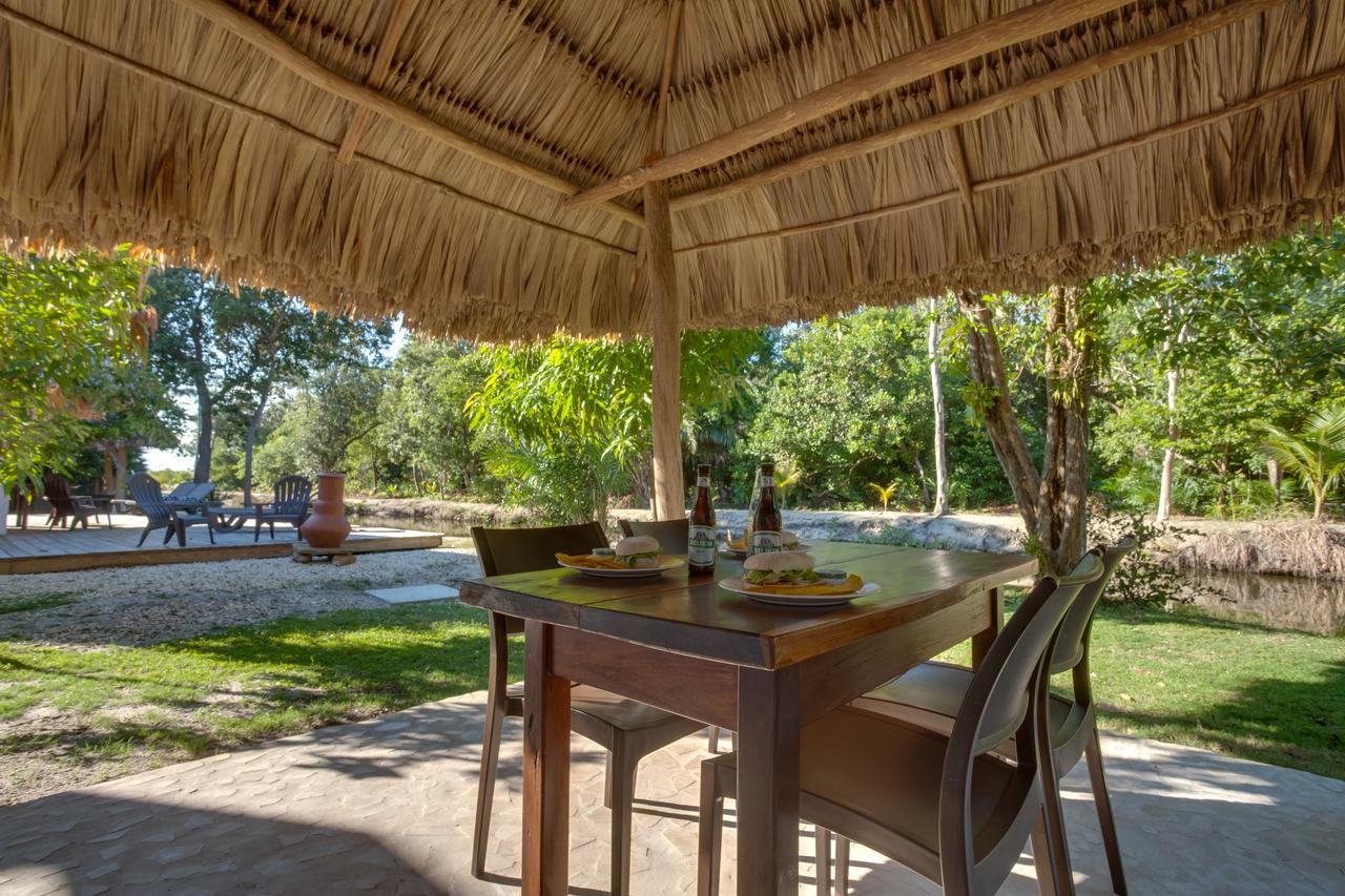Bayshore Bijou Suites Maya Beach Eksteriør billede
