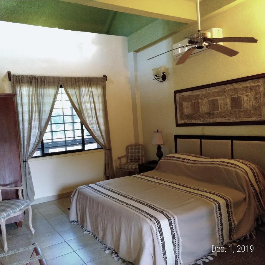 Bayshore Bijou Suites Maya Beach Eksteriør billede